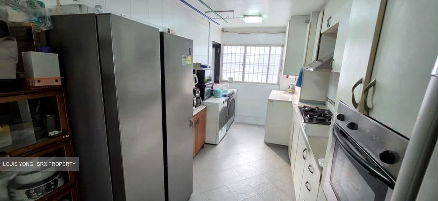 Blk 124 Yishun Street 11 (Yishun), HDB 4 Rooms #563497021